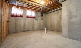 108 Woodside Ct, Arnold, MO 63010