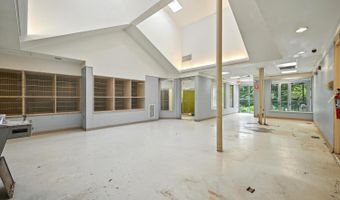 10 Pethaven Ln, Augusta, ME 04330