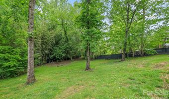 98 Pensacola Ave, Arden, NC 28704