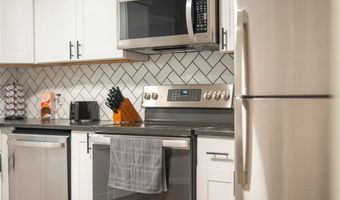 1304 SE C St, Bentonville, AR 72712