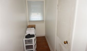 2083 17th St SW, Akron, OH 44314