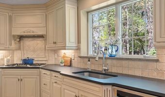 25 Whitney Ln, Boxborough, MA 01719