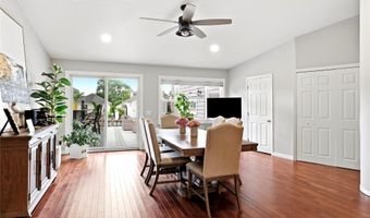 12 S Bay Ave, Amityville, NY 11701