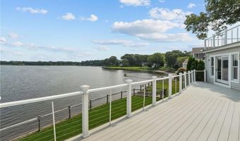 99 Boyce Ave, Barrington, RI 02806
