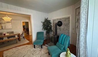 68 Park St, Belfast, ME 04915