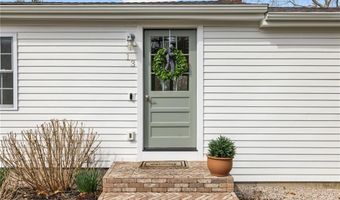 13 Starboard Ave, Jamestown, RI 02835