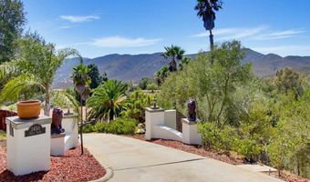 2450 Vista Lago Ter, Escondido, CA 92029