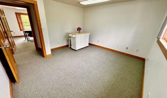 1045 Broadway, Bangor, ME 04401