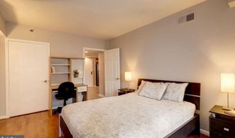 1001 N RANDOLPH St N 406, Arlington, VA 22201