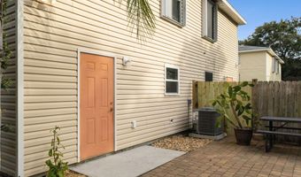 800 STOCKS St, Atlantic Beach, FL 32233