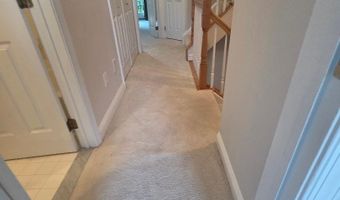 2229 OAK Ct N, Arlington, VA 22209