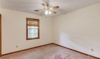 2088 Blackberry Ln, Auburn, GA 30011