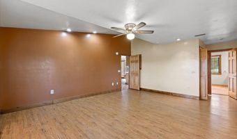 6351 2nd Ln, Bell, FL 32619