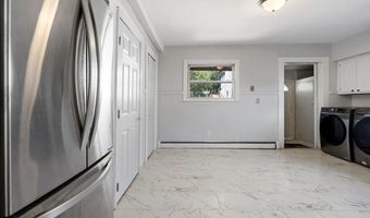 85 HOBART Ave, Bayonne, NJ 07002