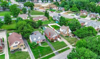 5516 Raceview Ave, Cincinnati, OH 45248