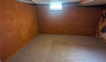 1608 Plainview Ln, Albert Lea, MN 56007