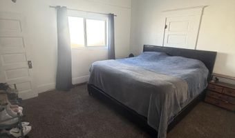 738 Tyhee Ave, American Falls, ID 83211