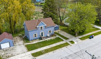 1215 Navarino St, Algoma, WI 54201
