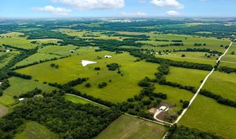 921 N 100 Rd, Baldwin City, KS 66006