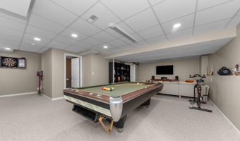 1692 Enclave Ln, Ann Arbor, MI 48103