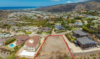 132 Hoolako Pl, Honolulu, HI 96825