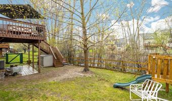 3339 Elsinore Ct, Ann Arbor, MI 48105