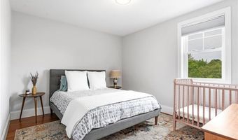 100 Algonquin Rd 5, Narragansett, RI 02882