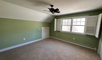 11 Treat St, Belfast, ME 04915