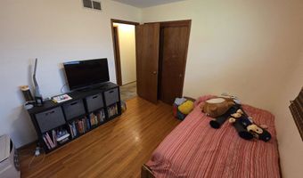 6114 Edinburg St, Bel Aire, KS 67220