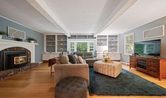 13 Holly Hill Dr, Amherst, NH 03031