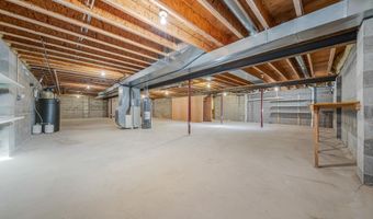 4180 W EARTHROCK Rd, Appleton, WI 54913