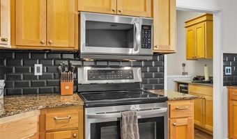 6515 N 4402 Rd, Adair, OK 74330