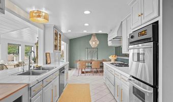 11009 Dutton Dr, La Mesa, CA 91941