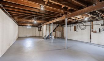 1966 South St, Toms River, NJ 08753