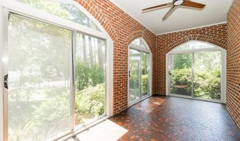 1233 Rawson Dr, Albany, GA 31701