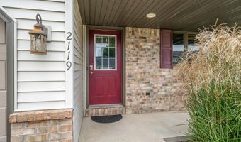2119 CLOUDVIEW Ct, Appleton, WI 54914