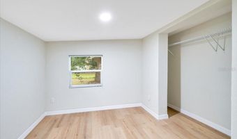 412 OAK St, Auburndale, FL 33823