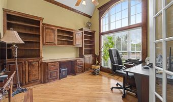219 Ridgefield St, Bentonville, AR 72712