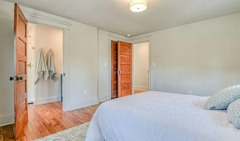 820 NW Dunlewy St NW, Asbury Park, NJ 07712