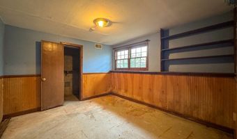 60 White Fox Rd, Agawam, MA 01030