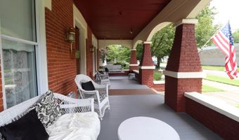 401 E 4th St, Augusta, KY 41002