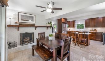 13 Rolling View Dr, Asheville, NC 28805