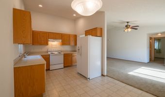 746 NW DESERT PINE St, Albany, OR 97321