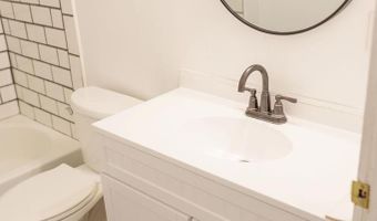 273 Holmesville Ave, Baxley, GA 31513