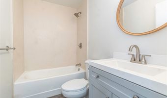 3045 Ala Napuaa Pl 1518, Honolulu, HI 96818