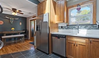 37 North St, Andover, NJ 07801