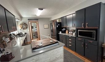 221 1st E St, Bottineau, ND 58318