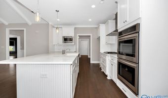 22920 Ledges Dr, Athens, AL 35613
