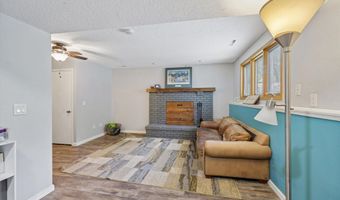 619 Crystal St, Ames, IA 50010