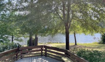 245 Lakeside Dr, Aberdeen, NC 28315